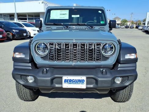 New 2026 Jeep Wrangler Sport S image 10