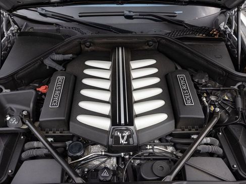 Used 2013 Rolls-Royce Ghost image 85