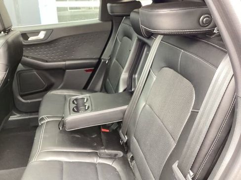 Used 2020 Ford Escape Titanium w/ Titanium Premium Package 2.0 image 18