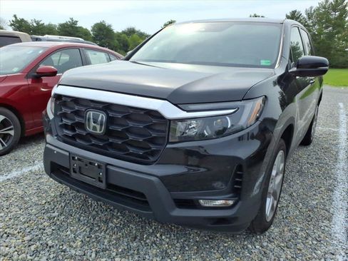 Used 2025 Honda Passport EX-L image 3