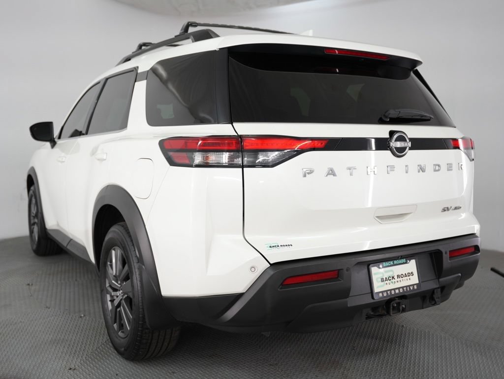 Used 2022 Nissan Pathfinder SV w/ SV Premium Package AWD/4WD image 15