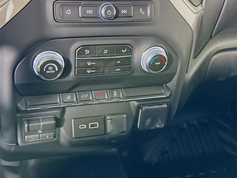 New 2026 GMC Sierra 2500 Pro w/ Convenience Package image 10