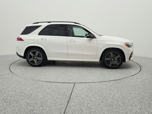 Certified 2024 Mercedes-Benz GLE 450 4MATIC image 4