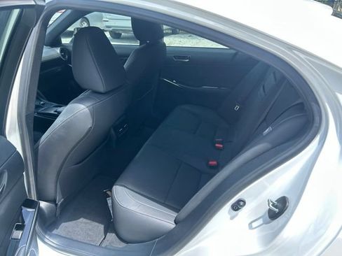 Used 2023 Lexus IS 300 w/ Comfort Package RWD image 6