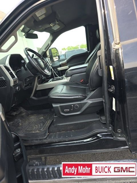 Used 2018 Ford F350 Lariat w/ FX4 Off-Road Package AWD/4WD image 7