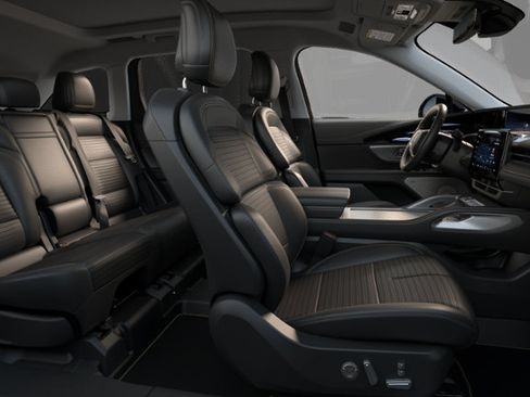 New 2026 Lincoln Nautilus Reserve AWD/4WD image 28