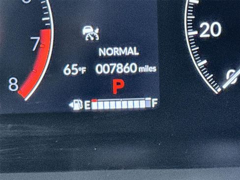 Used 2025 Honda HR-V EX-L image 23