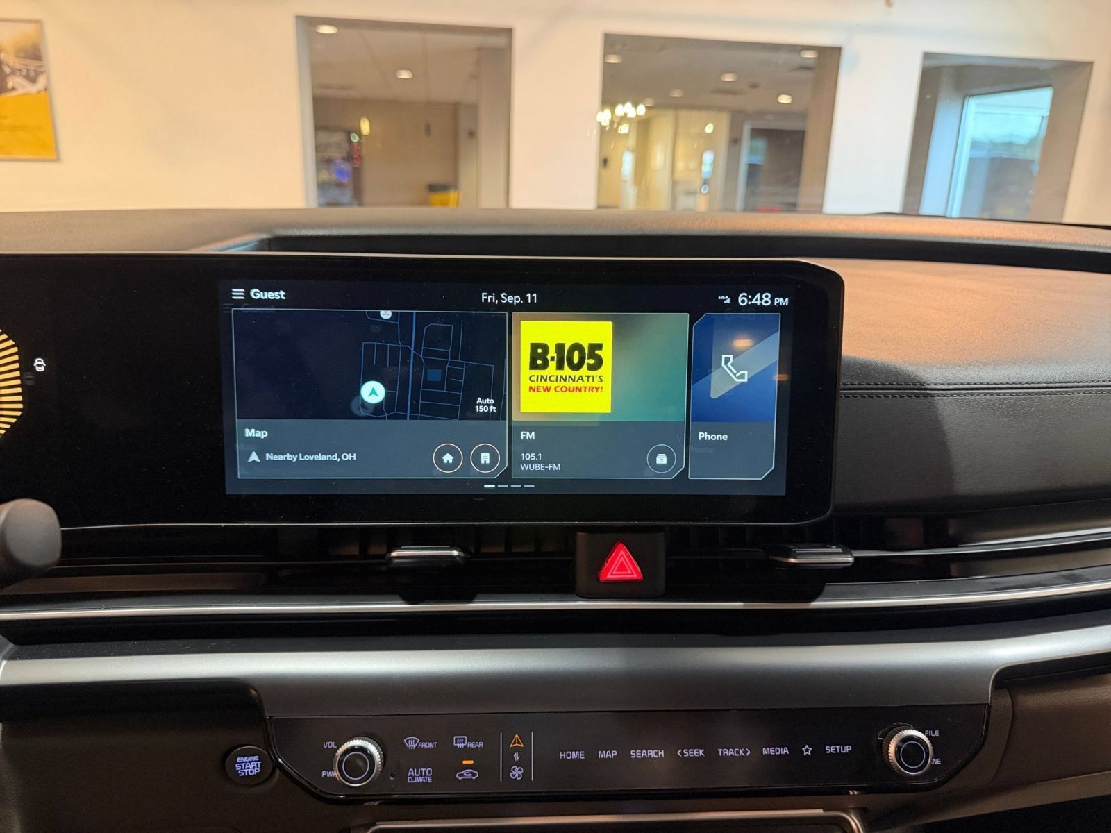 Used 2026 Kia Carnival FWD image 20