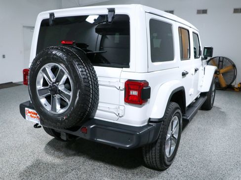 Used 2021 Jeep Wrangler Unlimited Sahara AWD/4WD image 7