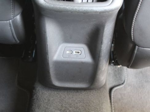 Used 2022 Buick Envision Preferred FWD image 17