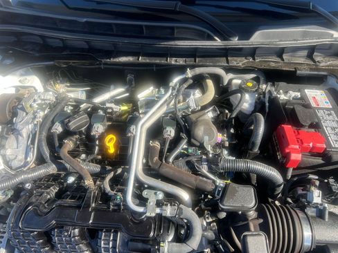 Used 2025 Nissan Altima 2.5 SV image 32