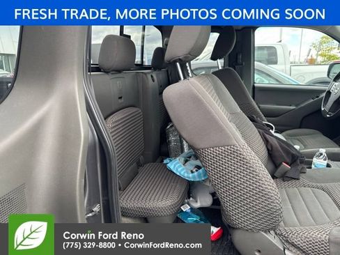 Used 2016 Nissan Frontier SV w/ SV Value Truck Package AWD/4WD image 12