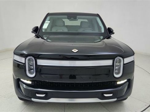 Used 2023 Rivian R1T Adventure image 2