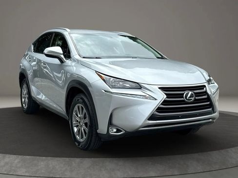 Used 2017 Lexus NX 200t FWD image 3