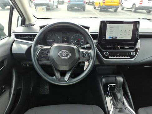 Used 2023 Toyota Corolla LE image 8