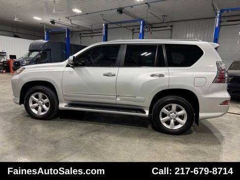 Used 2016 Lexus GX 460 image 9