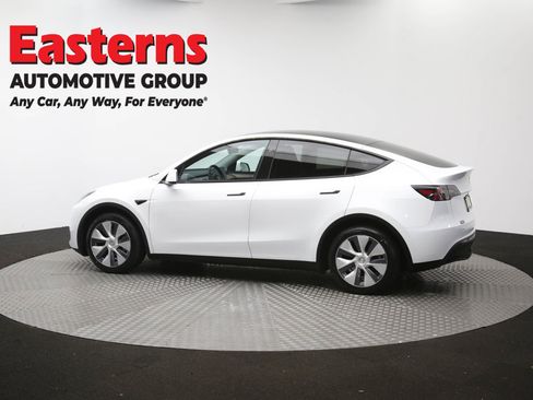 Used 2023 Tesla Model Y Long Range AWD/4WD image 57