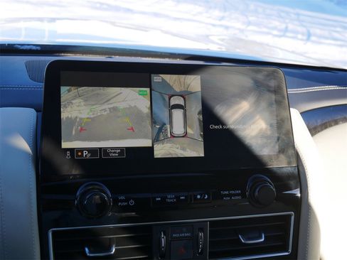 Used 2022 INFINITI QX80 Sensory w/ Cargo Package image 29