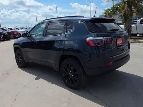 New 2026 Jeep Compass Latitude AWD/4WD image 6