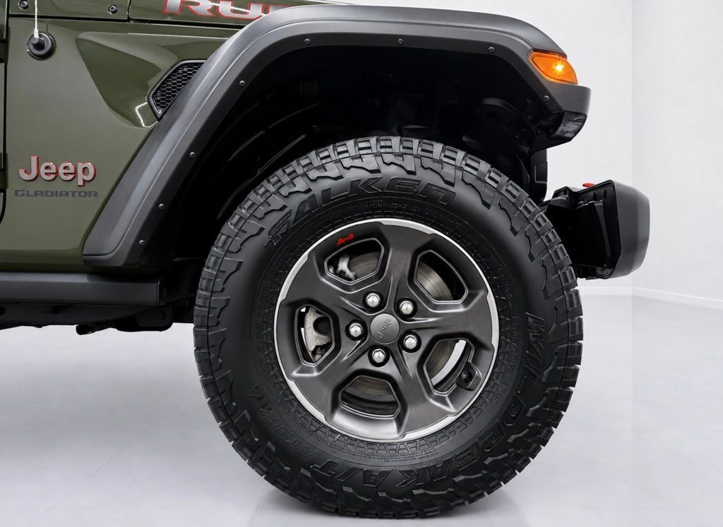 Used 2022 Jeep Gladiator Rubicon w/ LED Lighting Group AWD/4WD image 10