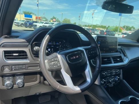 Used 2021 GMC Yukon SLT w/ SLT Premium Package AWD/4WD image 19