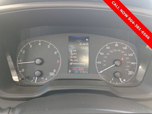 Used 2024 Toyota Corolla LE image 28