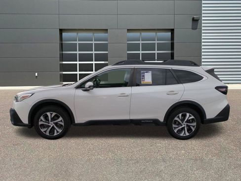 Used 2022 Subaru Outback Limited AWD/4WD image 4
