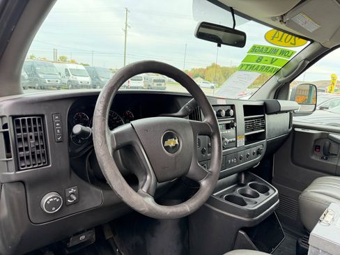 Used 2014 Chevrolet Express 2500 image 20