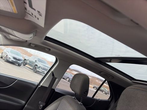 Certified 2020 Chevrolet Equinox LT image 17