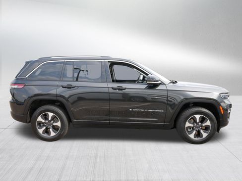 Used 2023 Jeep Grand Cherokee 4WD 4xe image 8