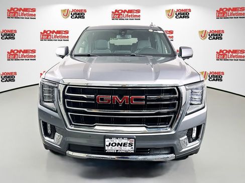 Used 2021 GMC Yukon XL SLT w/ SLT Premium Package AWD/4WD image 13