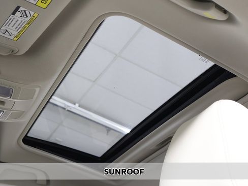 Used 2017 MAZDA CX-5 Touring w/ Preferred Equipment Package image 4