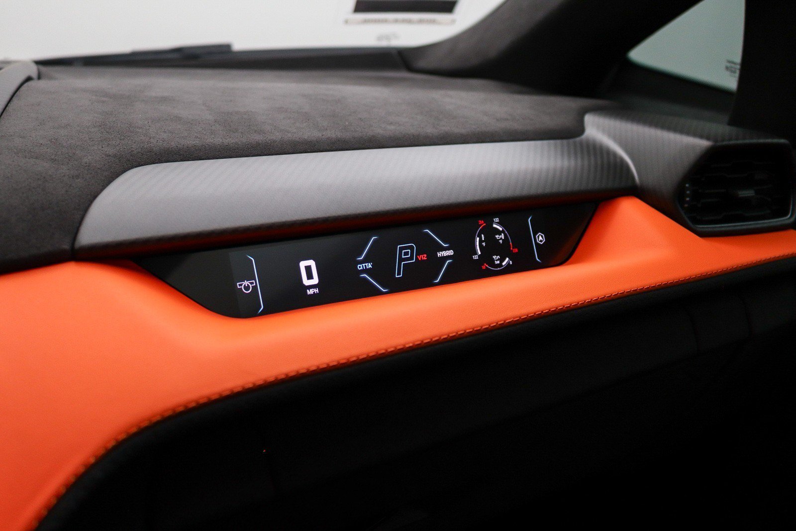Used 2024 Lamborghini Revuelto AWD/4WD image 18