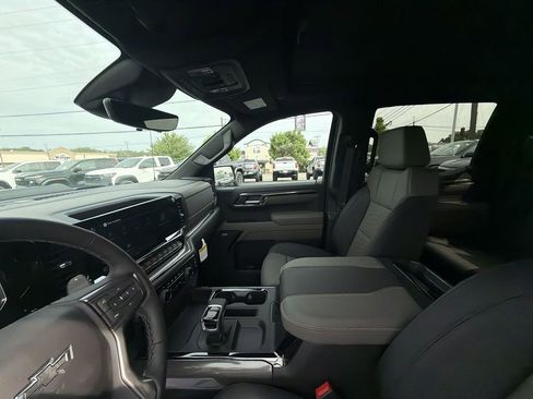 New 2026 Chevrolet Silverado 1500 ZR2 w/ Dark Appearance Package AWD/4WD image 11