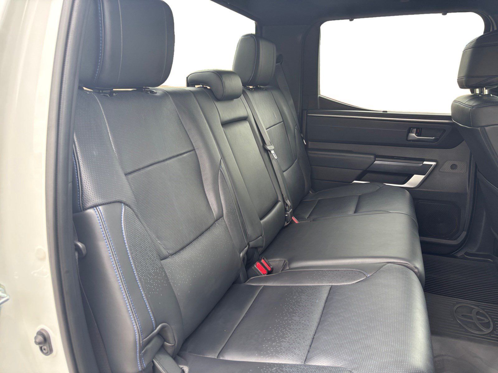 Used 2024 Toyota Tundra Platinum w/ TRD Off-Road Package AWD/4WD image 18