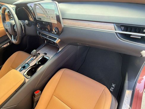 Used 2024 Lexus RX 350 Premium w/ Accessory Package (Z1) FWD image 32