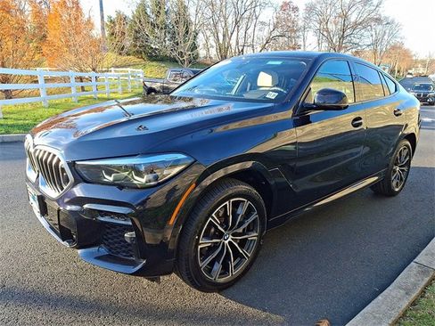 Certified 2023 BMW X6 xDrive40i w/ M Sport Package image 3