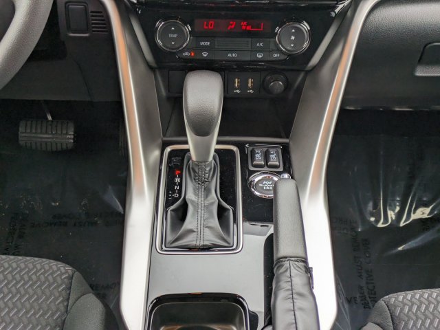 New 2026 Mitsubishi Eclipse Cross LE AWD/4WD image 19