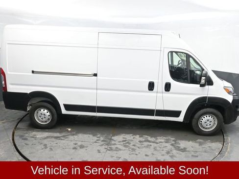 Used 2025 RAM ProMaster 2500 w/ Convenience Group image 30