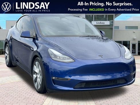 Used 2021 Tesla Model Y Long Range image 1