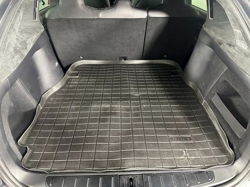 Used 2022 Tesla Model X Base image 9