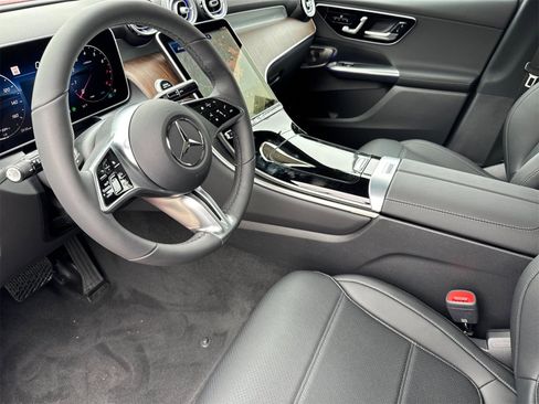 New 2025 Mercedes-Benz GLC 300 4MATIC image 10