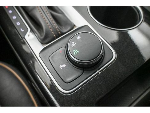 Used 2020 Chevrolet Blazer Premier image 43