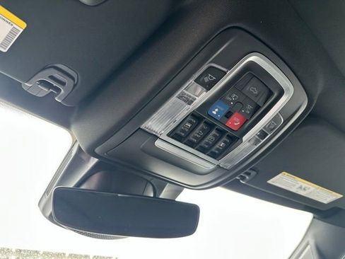 Used 2022 RAM 1500 Limited AWD/4WD image 13