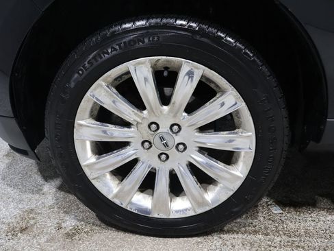 Used 2014 Lincoln MKX AWD w/ Equipment Group 101A image 8