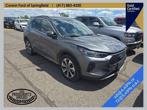 Used 2024 Ford Escape Platinum AWD/4WD image 1