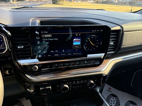 Used 2024 Chevrolet Silverado 1500 RST w/ Redline Edition image 18