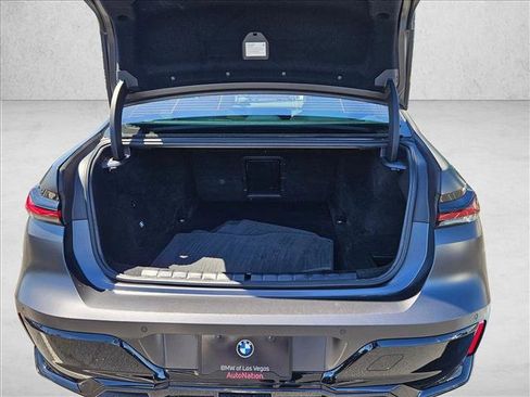 Certified 2023 BMW i7 xDrive60 w/ Parking Assistance Package image 6