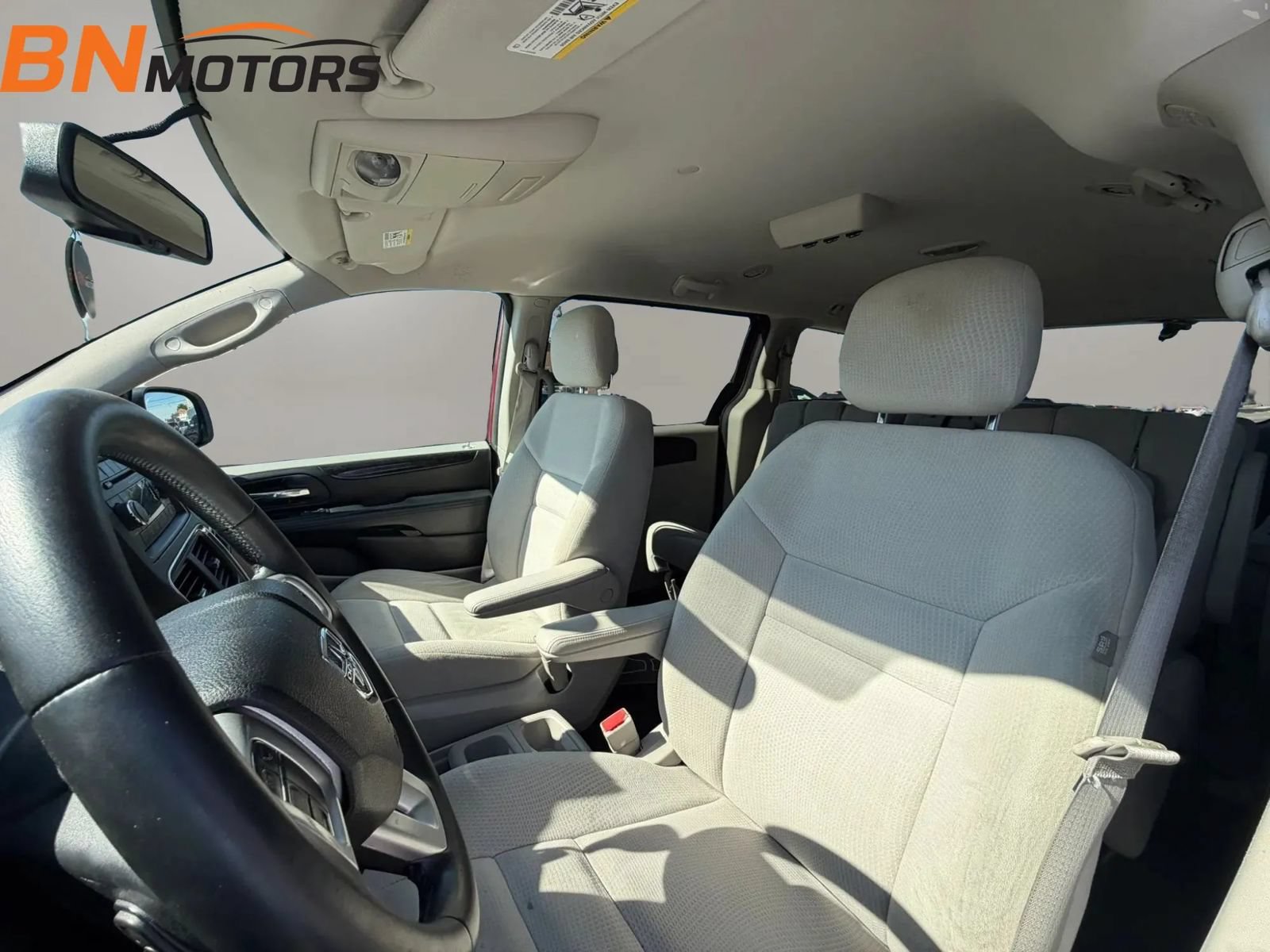 Used 2015 Dodge Grand Caravan SE w/ Quick Order Package 29E SE FWD image 12