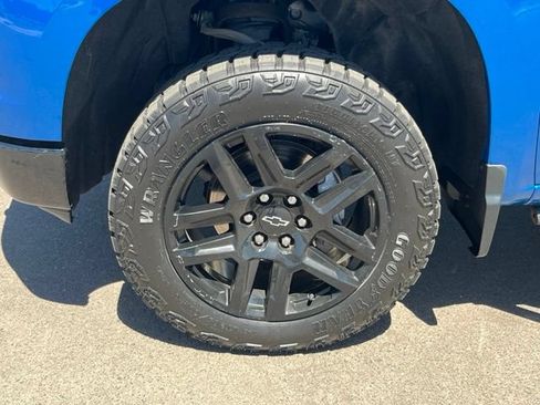 Used 2022 Chevrolet Silverado 1500 LT Trail Boss w/ Protection Package AWD/4WD image 11